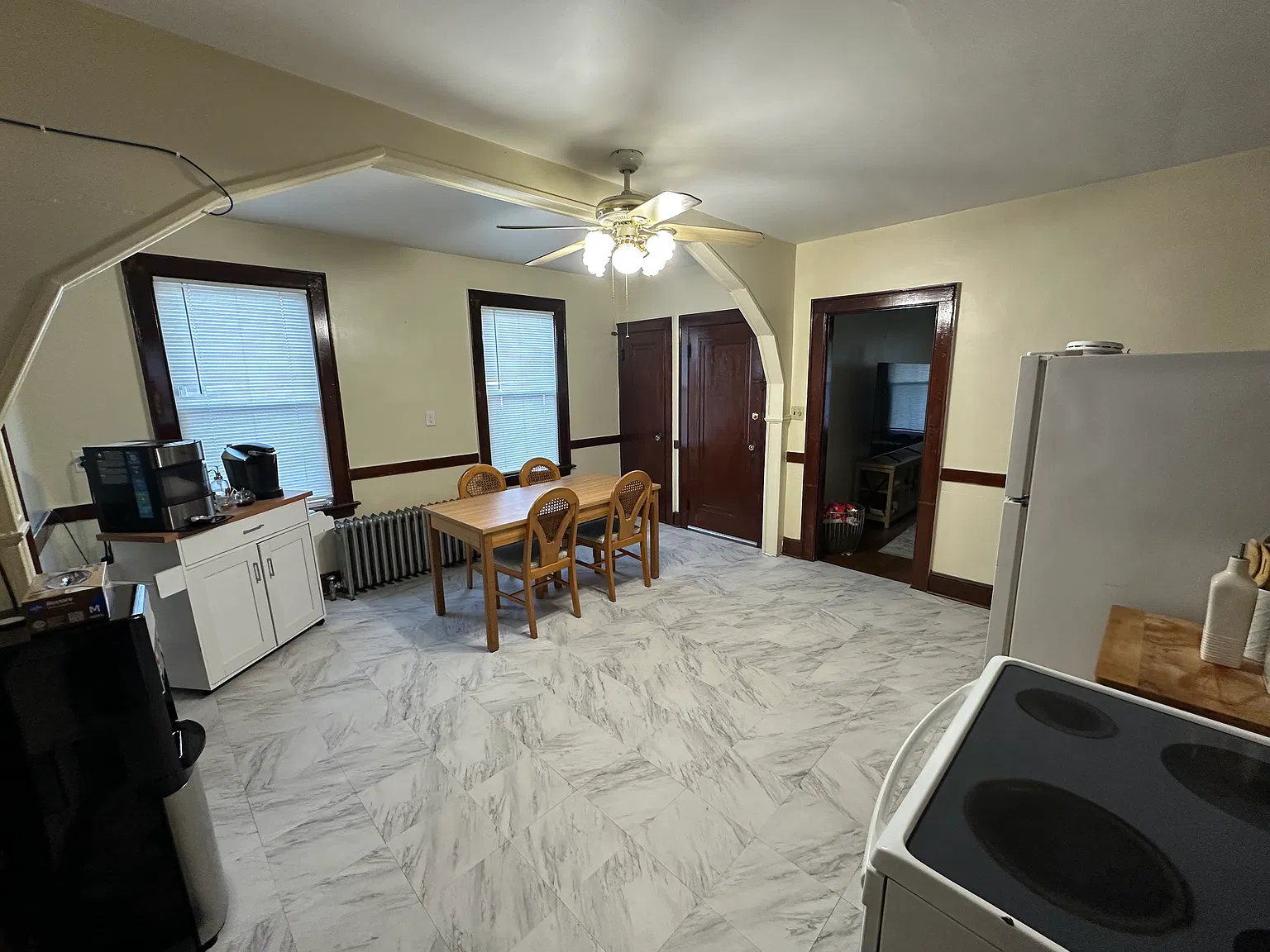2 bed, 1200 sqft, $1,600 — Photo 4