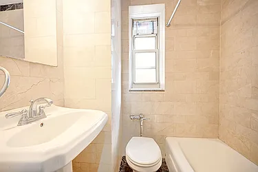 Rented by Urbane Brokerage