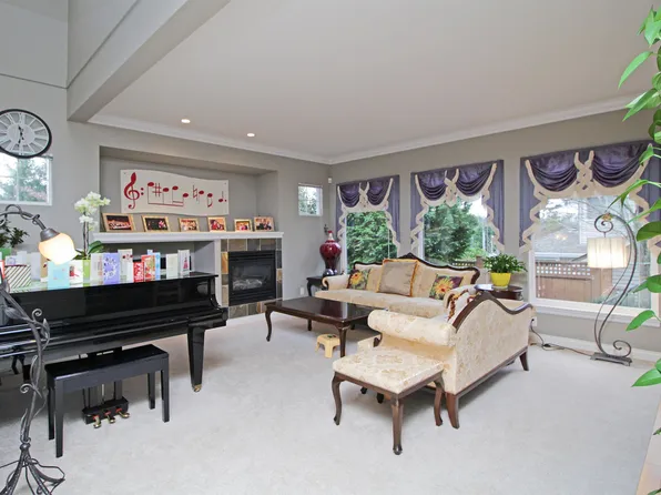 3303 148a St, Surrey, BC V4P 3R2