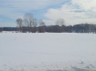 Oxford St, Dover, OH 44622