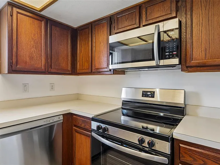 305 Hammock Pine Blvd #305 — Photo 10