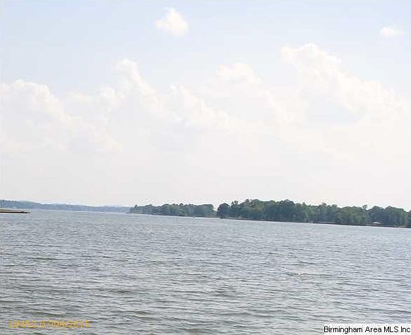 2nd image of 1055 Lakeview Crest Dr #49