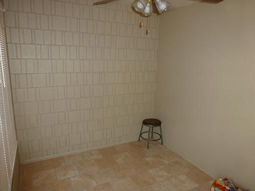 4th image of 10034 W Fond Du Lac Ave #45