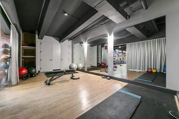 Rented by MNS | media 22