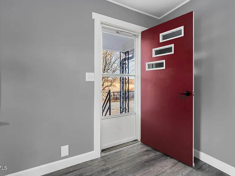 172 Hopper Rd — Photo 5