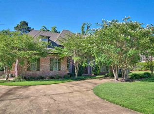 121 Summer Lake Dr, Madison, MS 39157