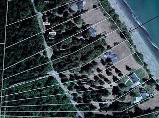 12 N Point Rd, Port Angeles, WA 98363