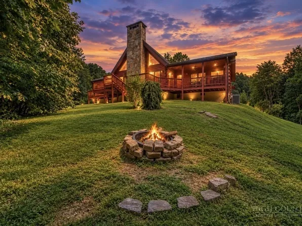 5023 Elk Park Highway, Elk Park, NC 28622
