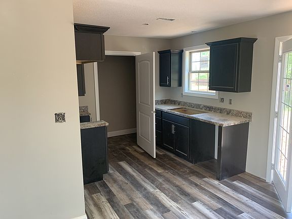 4th image of 210 Missouri Lot 210