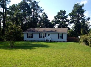 712 Hawk St, Loris, SC 29569