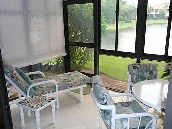 5th image of 4617 Carambola Cir S