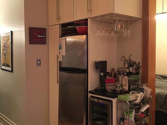 5th image of 237 Eldridge St APT 13
