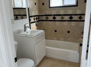 8178 Chestnut Ave #B, South Gate, CA 90280