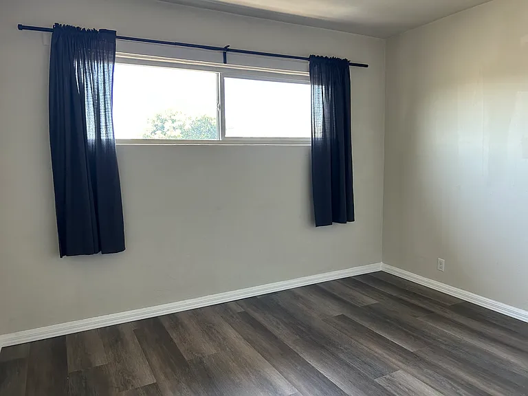 6224 Plumas Ave — Photo 6