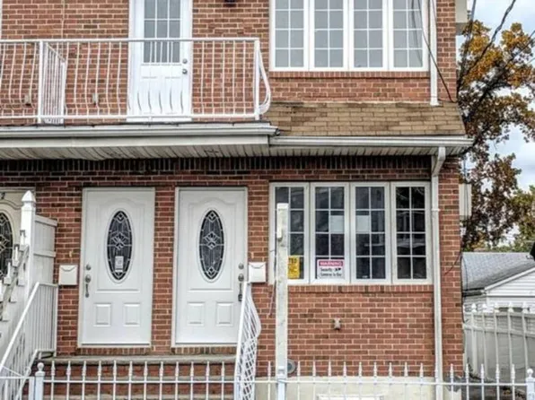 13627 220th St, Springfield Gardens, NY 11413