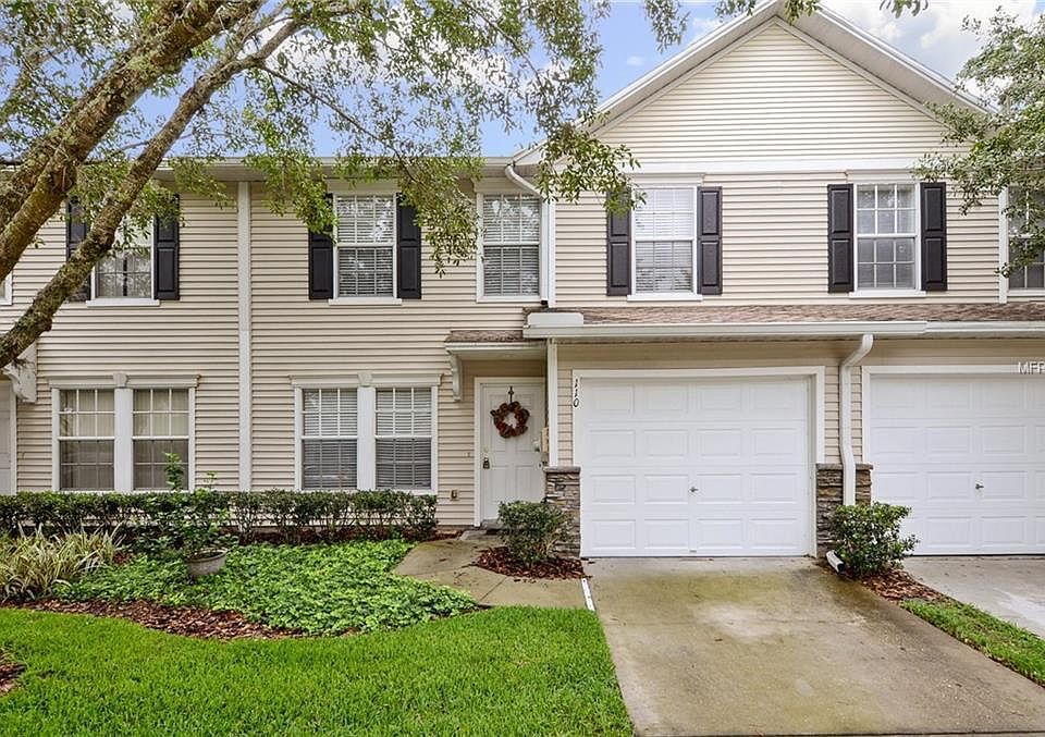 1st image of 110 Woodknoll Pl