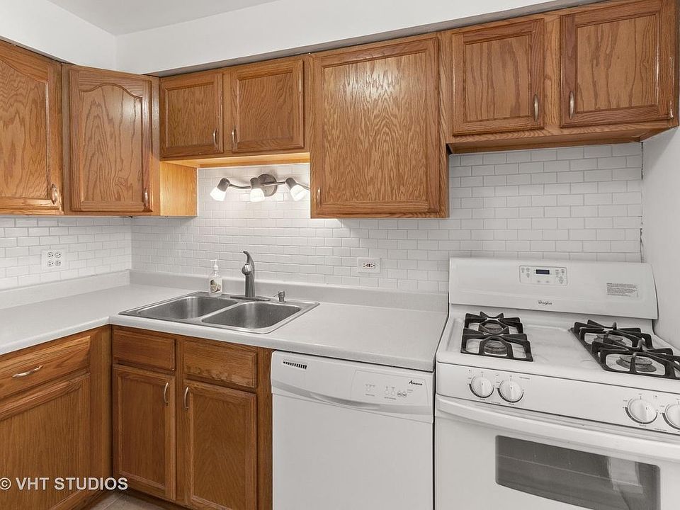 1st image of 1493 N Winslowe Dr APT 304