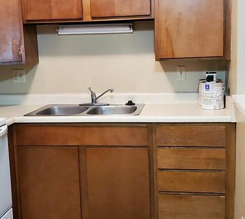 2nd image of 229 N Hancock Ave APT 203