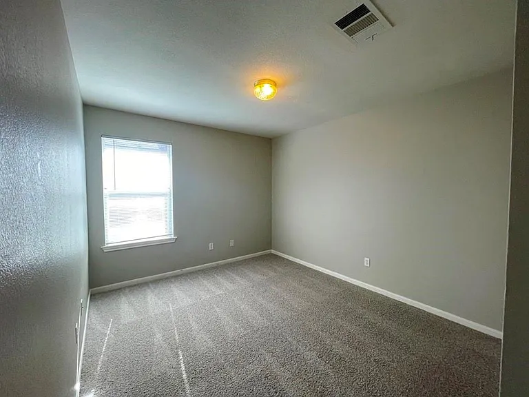 2305 Bakers Way — Photo 21