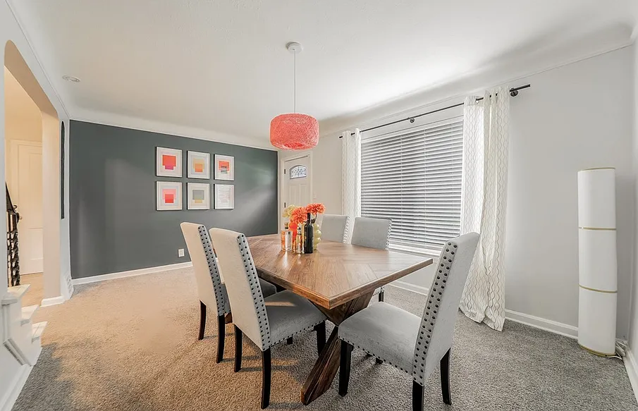 3 bed, 1435 sqft, $1,825 — Photo 2