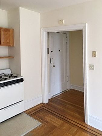 2nd image of 565 85th St