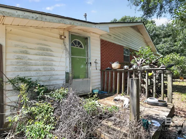 385 Sizemore Ln, Uriah, AL 36480