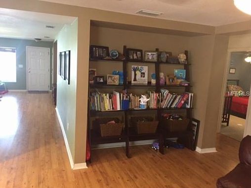 5th image of 404 Chimney Rock Dr