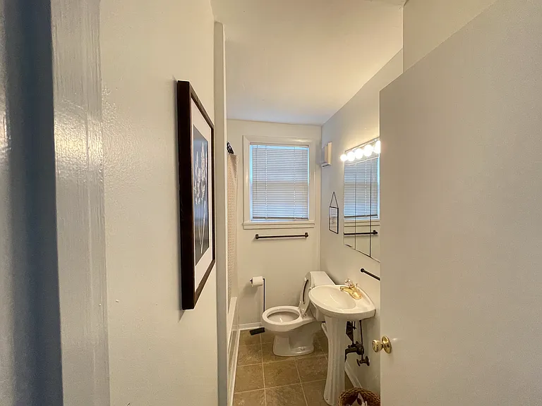 2613 Westwood Dr — Photo 13