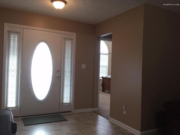 Entry/Foyer