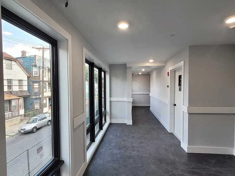 242 Spring St #1 — Photo 21