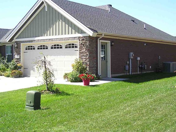 3rd image of 9000 Hartwell Dr