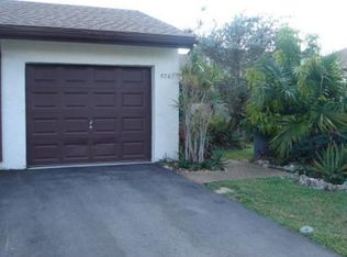 9262 Wedgewood Ln, Tamarac, FL 33321