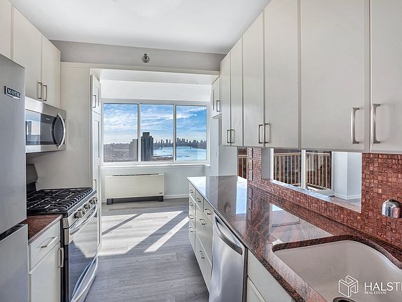 5th image of 4-74 48th Ave #33AB