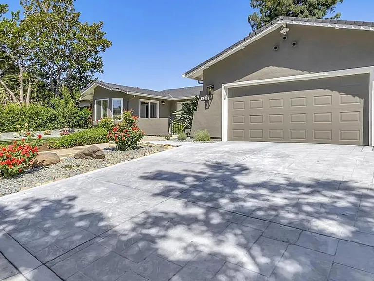 6201 Paso Los Cerritos — Photo 2