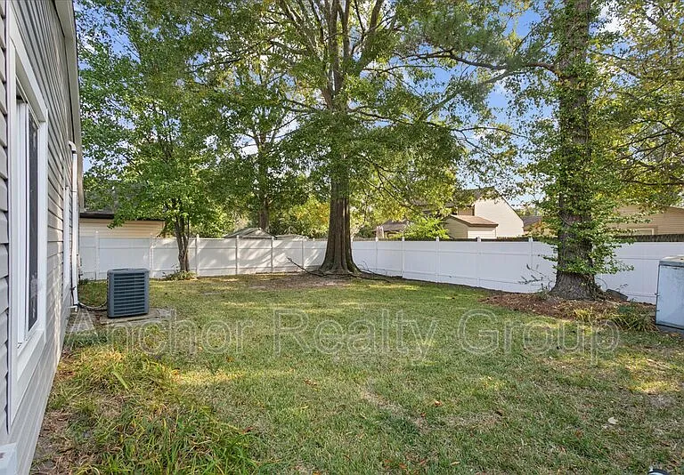 630 Orangewood Dr — Photo 41