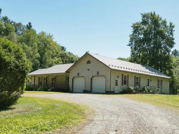 255 Mud Pond Road, Williston, VT 05495