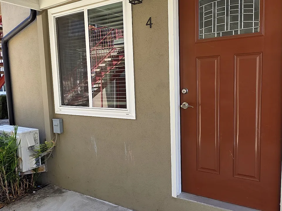 145 E Sierra Madre Blvd #4