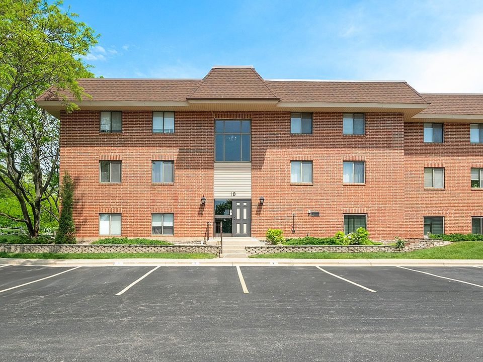 1st image of 10 E Fountainview Ln APT 1B