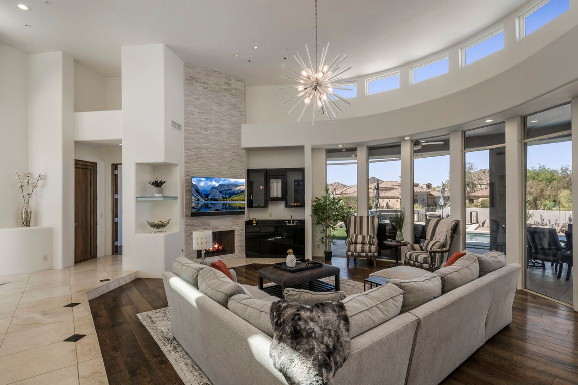 next background image