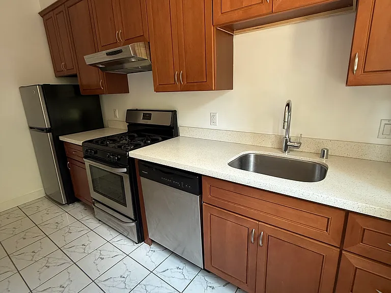1535 Francisco St #10 — Photo 1