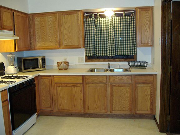 Large eatin kitchen