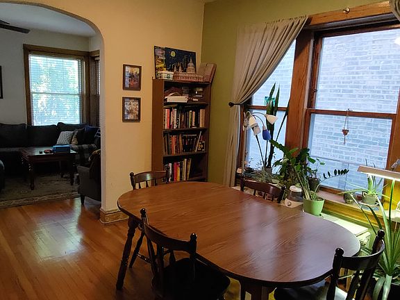 2nd image of 4053 W Waveland Ave #1