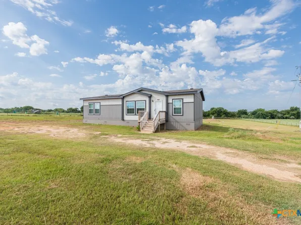 859 Ivy Switch Rd, Luling, TX 78648