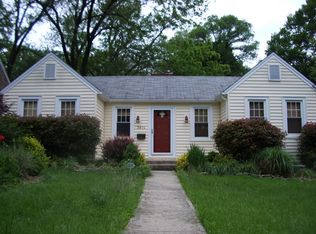 2814 Woodlawn Ave, Falls Church, VA 22042