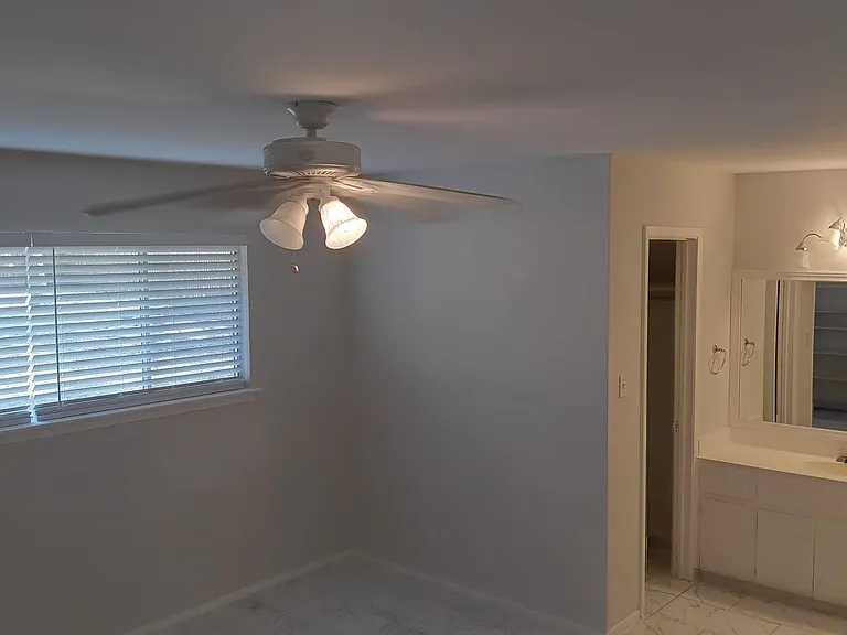 9405 Newberry Dr — Photo 14