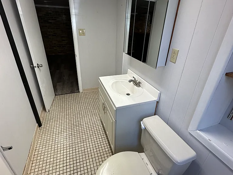 2071 E Roxboro Rd NE #B — Photo 10
