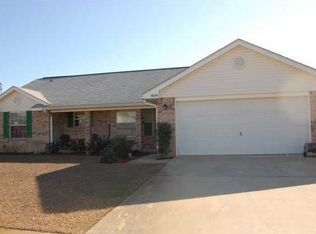 8079 Hartington Dr, Navarre, FL 32566