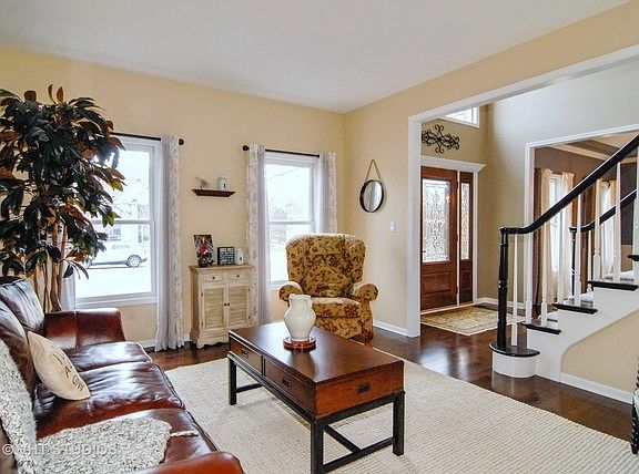 4th image of 431 Saratoga Dr