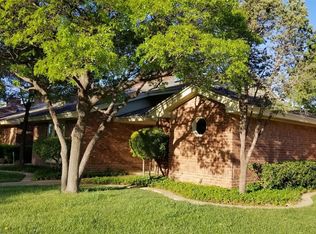 9602 Vicksburg Ave, Lubbock, TX 79424
