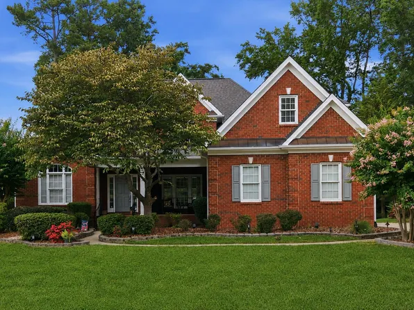 206 Yale Ln, Chapel Hill, NC 27517